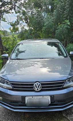 VOLKSWAGEN JETTA 1.4 16V TSI COMFORTLINE GASOLINA 4P TIPTRONIC VOLKSWAGEN JETTA 1.4 16V TSI COMFORTLINE GASOLINA 4P TIPTRONIC